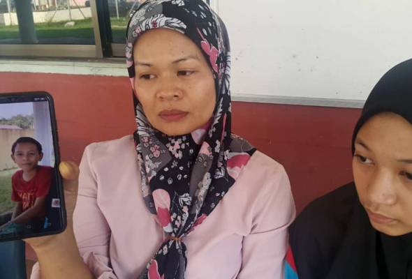 'Adam anak bongsu kesayangan keluarga' - Ibu murid terjerlus lantai bas cerita detik duka 'Adam anak bongsu kesayangan keluarga' - Ibu murid terjerlus lantai bas cerita detik duka