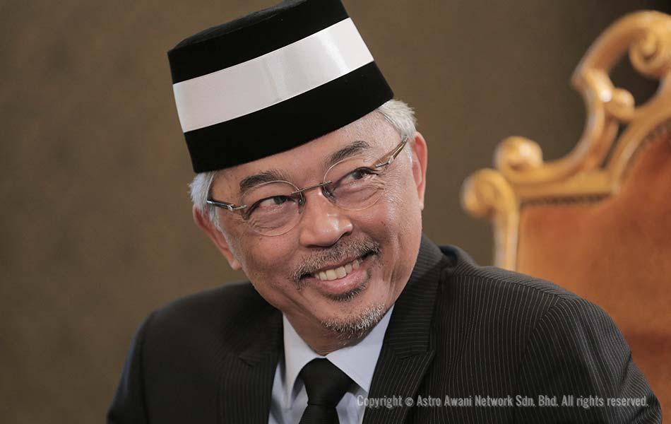 Yang di-Pertuan Agong Al-Sultan Abdullah Ri'ayatuddin Al-Mustafa Billah Shah Ibni Almarhum Sultan Haji Ahmad Shah Al Musta'in Billah Shah mencemar duli pada sesi temu bual di Istana Negara, Kuala Lumpur, baru-baru ini. Sesi temu bual berkenaan akan disiarkan di Astro AWANI Saluran 501 pada 30 Julai, 9 malam. - Foto Astro AWANI/Shahir Omar Yang di-Pertuan Agong Al-Sultan Abdullah Ri'ayatuddin Al-Mustafa Billah Shah Ibni Almarhum Sultan Haji Ahmad Shah Al Musta'in Billah Shah mencemar duli pada sesi temu bual di Istana Negara, Kuala Lumpur, baru-baru ini. Sesi temu bual berkenaan akan disiarkan di Astro AWANI Saluran 501 pada 30 Julai, 9 malam. - Foto Astro AWANI/Shahir Omar