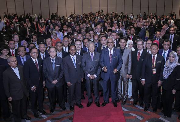 TVET jadi 'game changer' kerajaan lahir tenaga mahir - Dr Mahathir TVET jadi 'game changer' kerajaan lahir tenaga mahir - Dr Mahathir