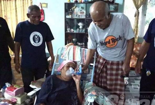 Tabah jaga isteri tersayang meskipun buta, uzur Tabah jaga isteri tersayang meskipun buta, uzur