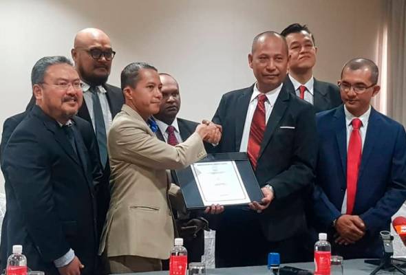 Pelaburan RM1.5 bilion guarana beri 'nyawa' kepada pekebun kecil - KKSB Pelaburan RM1.5 bilion guarana beri 'nyawa' kepada pekebun kecil - KKSB