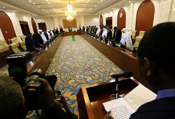 Kabinet baharu Sudan angkat sumpah Kabinet baharu Sudan angkat sumpah