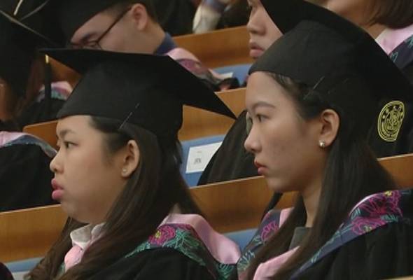 Kumpulan pertama mahasiswa Universiti Xiamen Malaysia tamat pengajian Kumpulan pertama mahasiswa Universiti Xiamen Malaysia tamat pengajian