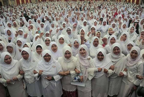 HPU914: 'PH sedar ke mereka cuma sepenggal je?' - Noraini HPU914: 'PH sedar ke mereka cuma sepenggal je?' - Noraini