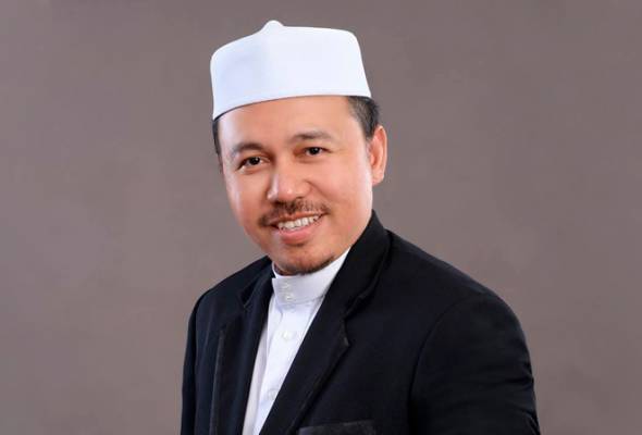'Sebelum pertikai kerjasama Pas-UMNO, kaji dahulu hubungan dengan DAP' 'Sebelum pertikai kerjasama Pas-UMNO, kaji dahulu hubungan dengan DAP'