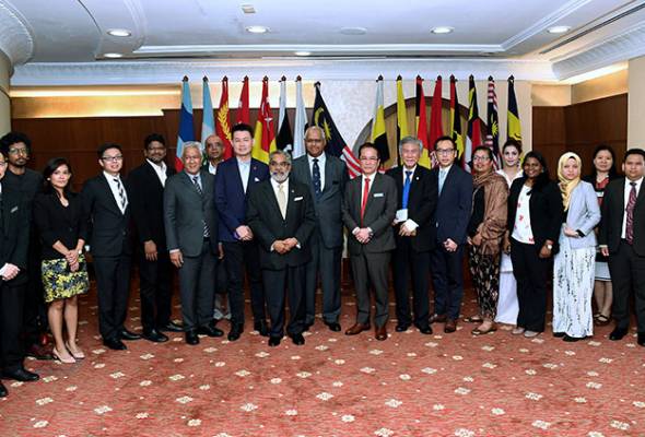 Dewan Rakyat rujuk RUU IPCMC ke Jawatankuasa Pilihan Khas Dewan Rakyat rujuk RUU IPCMC ke Jawatankuasa Pilihan Khas