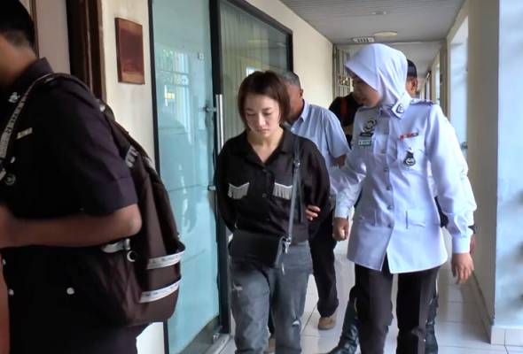 Rempuh mati pekerja MBPP: Wanita warga China mengaku tidak bersalah Rempuh mati pekerja MBPP: Wanita warga China mengaku tidak bersalah