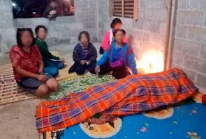 Demi Kasih Bapa Mati Kesejukan Selepas Selimuti Anak Erp School