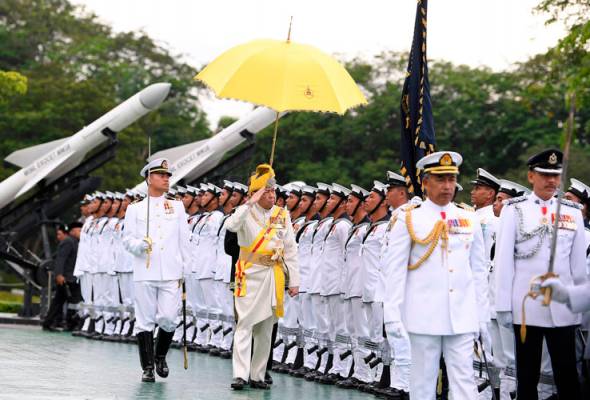 Jangan terkeliru fakta sejarah berkaitan PKM - Sultan Selangor Jangan terkeliru fakta sejarah berkaitan PKM - Sultan Selangor