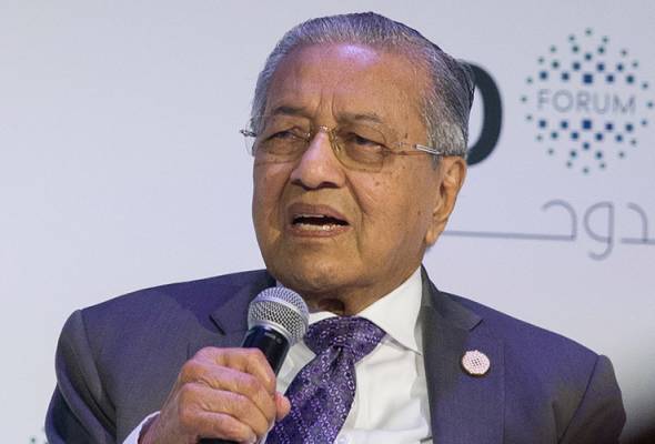 Perang dagang perlu selesai dengan perundingan, bukan membuli - Tun Mahathir Perang dagang perlu selesai dengan perundingan, bukan membuli - Tun Mahathir