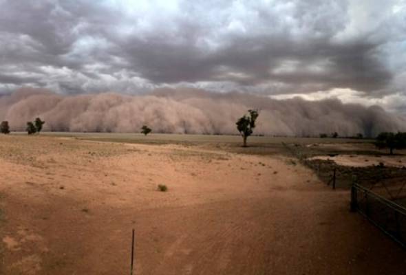 Selepas amarah api, ribut debu pula menggila di zon kemarau Australia Selepas amarah api, ribut debu pula menggila di zon kemarau Australia