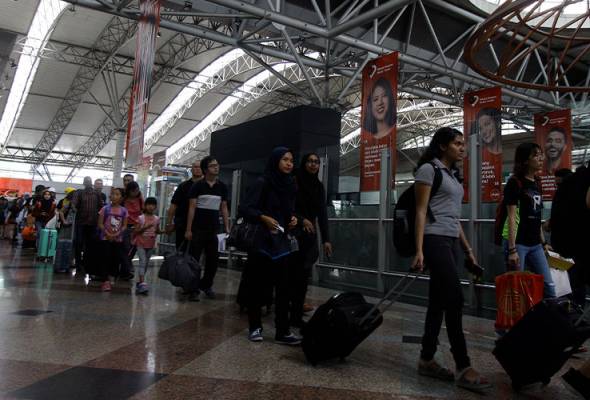 Tahun Baharu Cina: Lebih 75 peratus tiket ETS, KTM Intercity terjual Tahun Baharu Cina: Lebih 75 peratus tiket ETS, KTM Intercity terjual