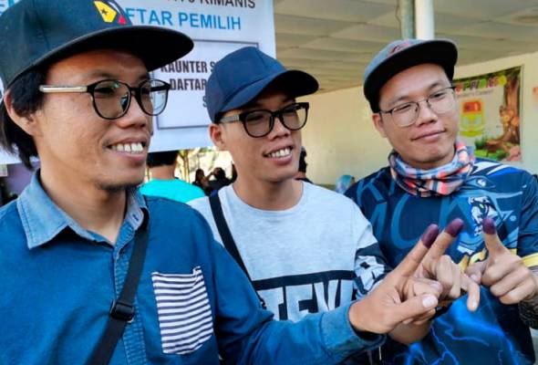 Kimanis Memilih: Kembar tiga curi tumpuan Kimanis Memilih: Kembar tiga curi tumpuan