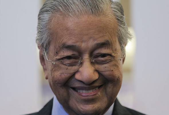 Dakwaan DAP mampu hancurkan Melayu ... ini jawapan Tun Mahathir Dakwaan DAP mampu hancurkan Melayu ... ini jawapan Tun Mahathir