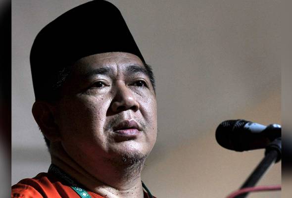 Salahuddin Ayub mohon maaf kepada petani, penternak dan nelayan Salahuddin Ayub mohon maaf kepada petani, penternak dan nelayan
