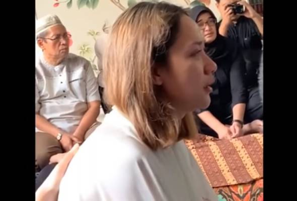 'Badan saya letih, masih belum tidur' - ungkapan BCL selepas pemergian Ashraf Sinclair 'Badan saya letih, masih belum tidur' - ungkapan BCL selepas pemergian Ashraf Sinclair