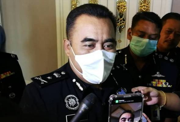 Pencemaran sungai: Pengarah syarikat, anak antara lapan ditahan Pencemaran sungai: Pengarah syarikat, anak antara lapan ditahan