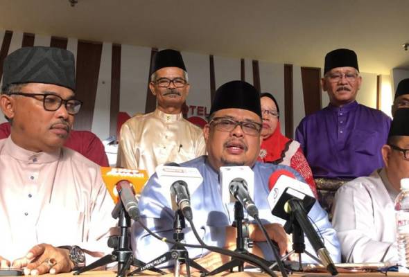 Zahid belum dibuktikan bersalah, wajar diberi ruang dalam Kabinet - Ab Rauf Zahid belum dibuktikan bersalah, wajar diberi ruang dalam Kabinet - Ab Rauf