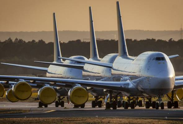 Boeing kurangkan 10 peratus tenaga kerja Boeing kurangkan 10 peratus tenaga kerja