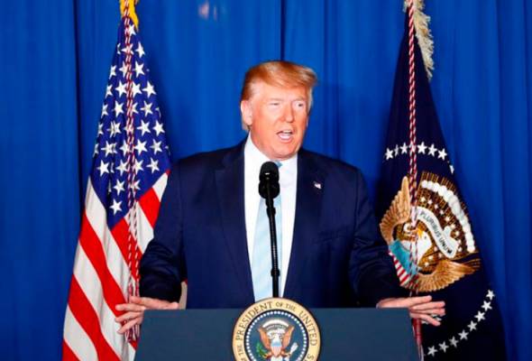 Trump cadang rakyat Amerika pakai topeng muka Trump cadang rakyat Amerika pakai topeng muka