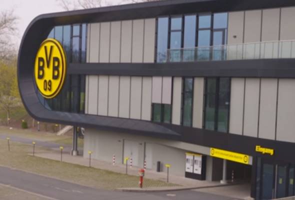 Stadium BVB dijadikan pusat perubatan sementara COVID-19 Stadium BVB dijadikan pusat perubatan sementara COVID-19