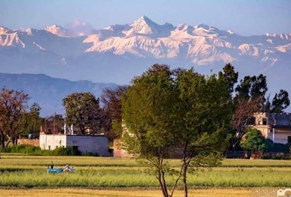 Selepas 30 tahun, pergunungan Himalaya akhirnya dapat dilihat dengan jelas Selepas 30 tahun, pergunungan Himalaya akhirnya dapat dilihat dengan jelas