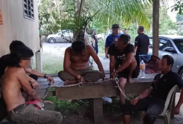 Ingkar PKP: Lima sekawan ditahan lepak di beranda rumah Ingkar PKP: Lima sekawan ditahan lepak di beranda rumah