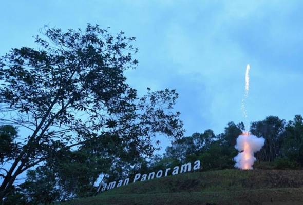 Dentuman bunga api ubati kerinduan penduduk Terengganu terhadap kemeriahan Ramadan Dentuman bunga api ubati kerinduan penduduk Terengganu terhadap kemeriahan Ramadan
