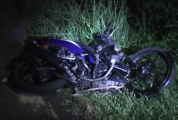 Motosikal bertembung lori, dua warga Myanmar maut Motosikal bertembung lori, dua warga Myanmar maut