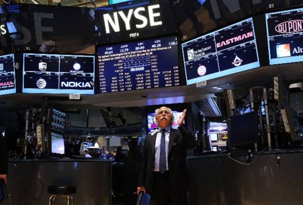 Jutaan hilang pekerjaan tetapi NYSE kekal positif... Kenapa? Jutaan hilang pekerjaan tetapi NYSE kekal positif... Kenapa?