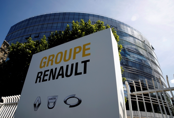 French carmaker Renault announces 15,000 job cuts worldwide French carmaker Renault announces 15,000 job cuts worldwide