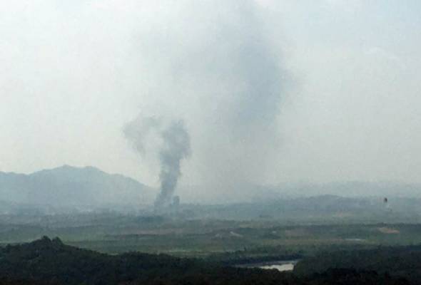 Korea Utara letupkan pejabat perhubungan di Kaesong Korea Utara letupkan pejabat perhubungan di Kaesong