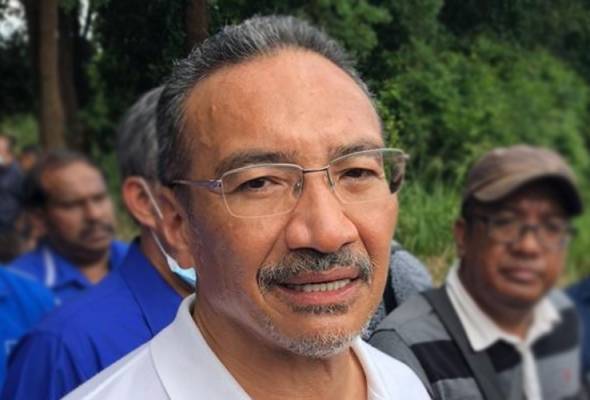 'Ke mana hilang rasa hormat terhadap perwira negara?' - Hishammuddin 'Ke mana hilang rasa hormat terhadap perwira negara?' - Hishammuddin