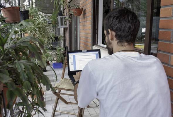 Mahu beralih ke ekonomi gig? Ini cabaran, nasihat yang perlu anda tahu Mahu beralih ke ekonomi gig? Ini cabaran, nasihat yang perlu anda tahu