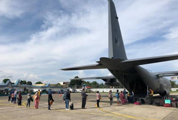 81 rakyat Malaysia terkandas di Selatan Filipina selamat dibawa pulang 81 rakyat Malaysia terkandas di Selatan Filipina selamat dibawa pulang