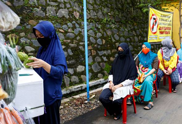 Kes positif COVID-19 di Indonesia 72,347 kes, kematian 3,469 orang Kes positif COVID-19 di Indonesia 72,347 kes, kematian 3,469 orang