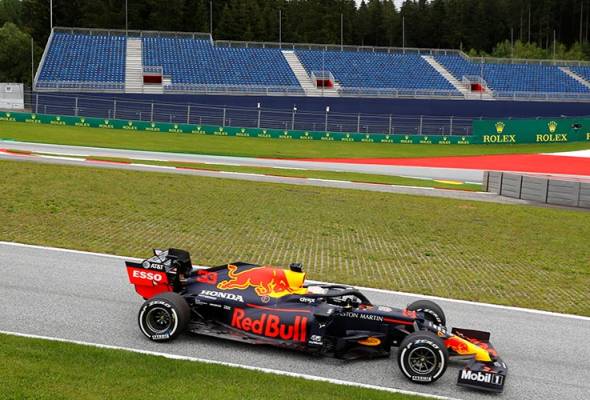 Red Bull kemuka protes rasmi terhadap jentera F1 Mercedes Red Bull kemuka protes rasmi terhadap jentera F1 Mercedes