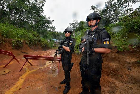 KDN bakal guna pendekatan pos kawalan PGA bergerak di sempadan - Hamzah KDN bakal guna pendekatan pos kawalan PGA bergerak di sempadan - Hamzah