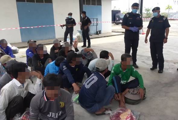27 nelayan warga asing ceroboh perairan negara ditahan 27 nelayan warga asing ceroboh perairan negara ditahan