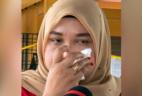 Insiden bot karam: Waris harap mangsa masih hilang ditemui segera Insiden bot karam: Waris harap mangsa masih hilang ditemui segera