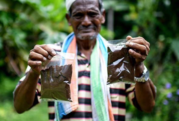 Keistimewaan kopi tradisional Pak Mat Keistimewaan kopi tradisional Pak Mat