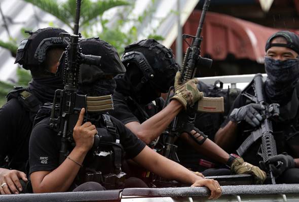 Dua maut, dua parah dalam insiden berbalas tembakan di Pattani Dua maut, dua parah dalam insiden berbalas tembakan di Pattani