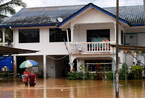 Dua kampung di Beaufort, Membakut dilanda banjir Dua kampung di Beaufort, Membakut dilanda banjir