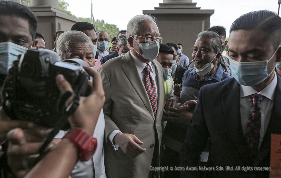 Selepas hampir dua tahun satu bulan kes perbicaraan berlangsung, nasib bekas perdana menteri Datuk Seri Mohd Najib Tun Razak bakal ditentukan Mahkamah Tinggi Kuala Lumpur, pada tarikh 28 Julai (Selasa) - Foto ASTRO AWANI / SHAHIR OMAR Selepas hampir dua tahun satu bulan kes perbicaraan berlangsung, nasib bekas perdana menteri Datuk Seri Mohd Najib Tun Razak bakal ditentukan Mahkamah Tinggi Kuala Lumpur, pada tarikh 28 Julai (Selasa) - Foto ASTRO AWANI / SHAHIR OMAR