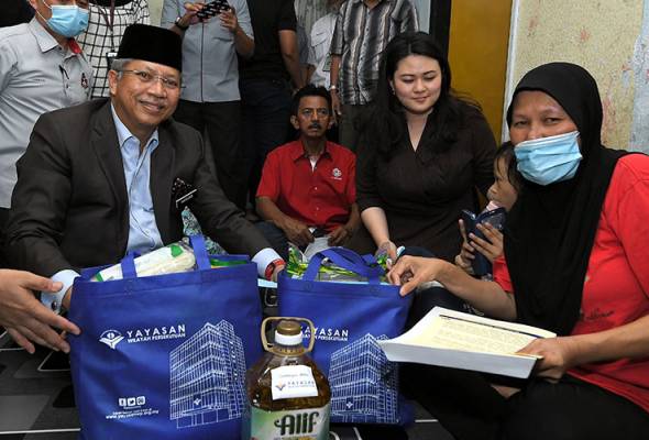 BN mengalu-alukan penyertaan semula Salleh ke dalam UMNO - Annuar Musa BN mengalu-alukan penyertaan semula Salleh ke dalam UMNO - Annuar Musa
