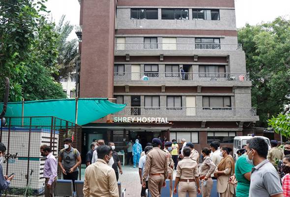 Lapan pesakit COVID-19 maut dalam kebakaran di hospital India Lapan pesakit COVID-19 maut dalam kebakaran di hospital India