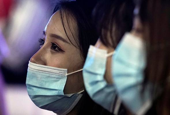 Wear face mask or RM1,000 fine | Astro Awani