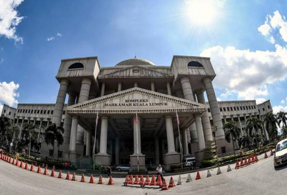Permohonan lucut hak RM700,000 milik UMNO Pekan ditolak Permohonan lucut hak RM700,000 milik UMNO Pekan ditolak
