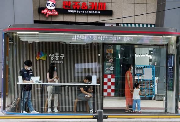 COVID-19: Lebih 300 kes baharu dikaitkan dengan gereja Seoul COVID-19: Lebih 300 kes baharu dikaitkan dengan gereja Seoul