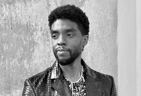 Peminat zahir rasa sedih atas pemergian Chadwick Boseman Peminat zahir rasa sedih atas pemergian Chadwick Boseman
